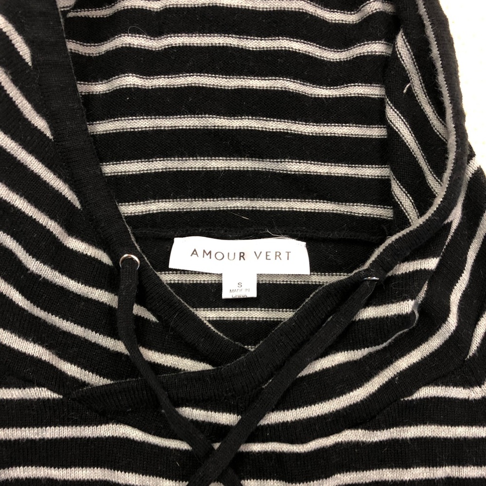 Striped sweater - Picture 2 of 2